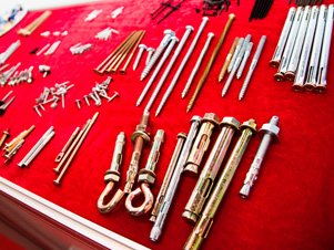 Крепежные изделия